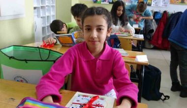 11 yaşındaki depremzede Ayşe’ye sürpriz doğum günü kutlaması