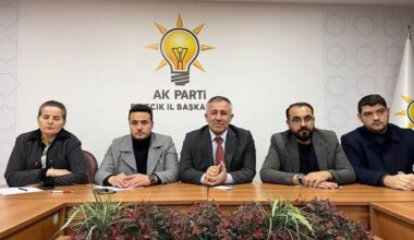 AK Parti’de ‘İl Yönetimi Toplantısı’ düzenlendi