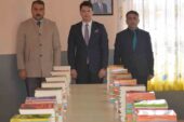 Bingöl’de köy okullarına kitap seti hediye edildi