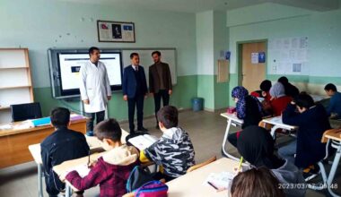 Bolvadin’de Liselere Geçiş Sistemi (LGS) deneme sınavı yapıldı