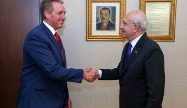 CHP lideri Kılıçdaroğlu, ABD Büyükelçisi Flake’i kabul etti