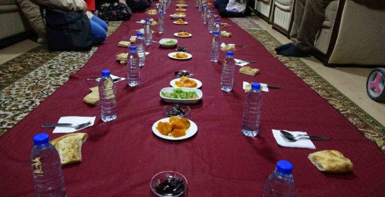 Isparta’da 200 depremzedeye Ramazan ayı boyunca iftar