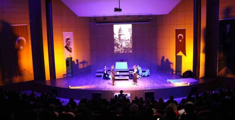 Safranbolu’da Kent Tiyatrosundan 1 yılda 15 oyun