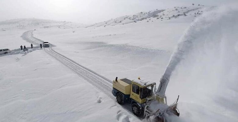 Yozgat’ta kar nedeniyle 15 köy yolu ulaşıma kapandı