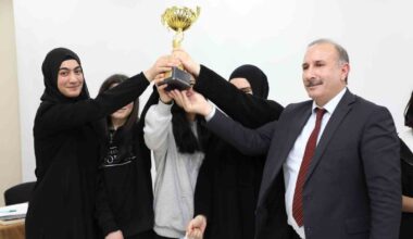 Ağrı’da okullar arası münazara yarışmaları