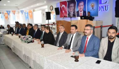 AK Parti Söke’de Aydın milletvekili adaylarını tanıttı