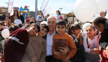 Akdeniz Belediyesinden depremzede çocukların yüzünü güldüren etkinlik