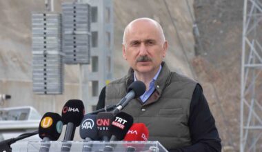 Bakan Karaismailoğlu, Ankara-Sivas Hızlı Tren Hattı’nda incelemelerde bulundu: “Açılışına günler kaldı”