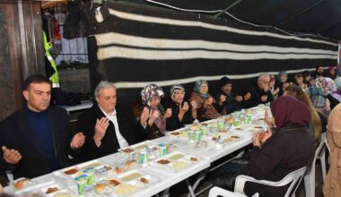 Başkan Bakkalcıoğlu hayırsever vatandaşın iftar yemeğine katıldı