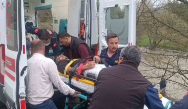 Bolu’da virajı alamayan tır devrildi: 1 yaralı
