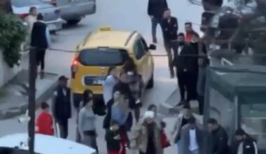Bursa’da kadınların yan bakma kavgası kamerada