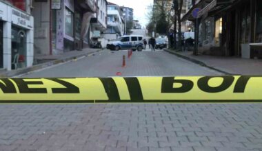 Cadde ortasında korkunç cinayet: Berbere iş yerinin önünde defalarca ateş ettiler