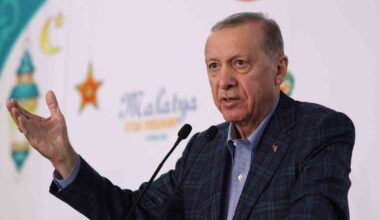 Cumhurbaşkanı Erdoğan: “Bunların raf ömrü inşallah 14 Mayıs’ta dolacak”