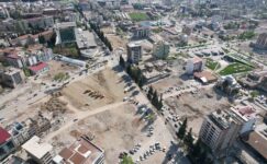 Depremlerin merkezi Kahramanmaraş havadan görüntülendi: Enkaz kalktı, meydanlar oluştu