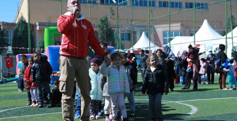 “Çocuklar mutluysa Türkiye mutlu”