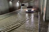 Elazığ’a şiddetli yağış: Rögarlar taştı, alt geçitleri su bastı