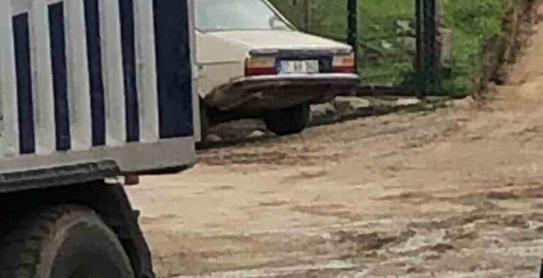 Geri manevra yapan kamyonun ezdiği yaşlı adam hayatını kaybetti