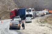 Hakkari’de trafik kazası: 3 ölü, 3 yaralı