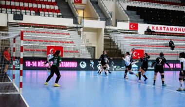 Hentbol Yıldız Kızlar Türkiye Şampiyonası başladı