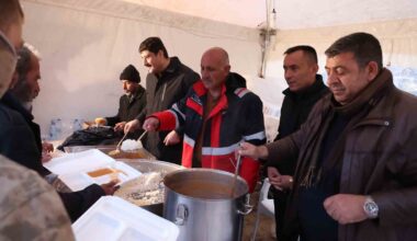 Kahramankazan Belediyesi Doğanşehir’de iftar çadırı kurdu