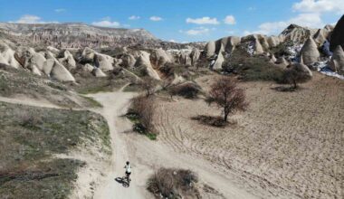 Kapadokya’nın zorlu şartlarında pedal çevirdiler