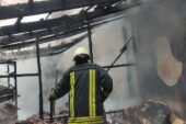 Karaman’da fırına ait depoda çıkan yangın büyümeden söndürüldü