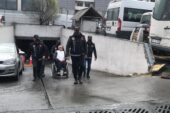 Kırmızı bültenle aranan ve İstanbul’da yakalanan uyuşturucu baronu Ürfi Çetinkaya, emniyetteki işlemlerinin ardından zırhlı araçla adliyeye sevk edildi.