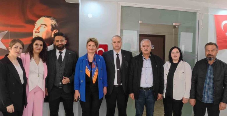 Kırşehir’in ilk kadın milletvekili adayı seçim başlangıcını yaptı