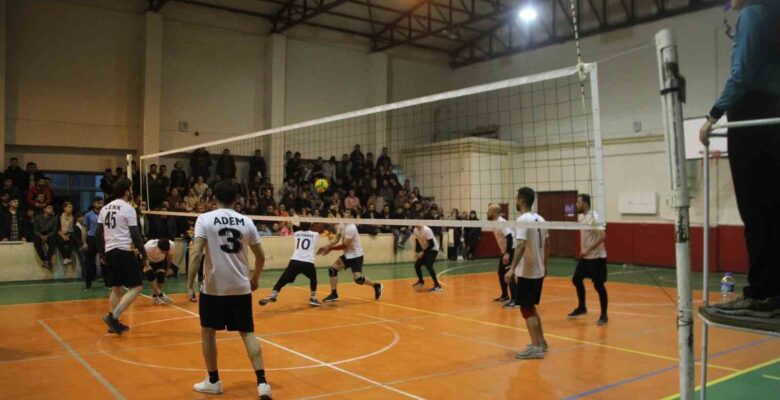 Malazgirt’te ‘Kurumlar Arası Voleybol Turnuvası’ sona erdi