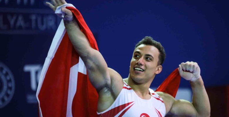 Milli cimnastikçi Adem Asil’den bir altın madalya daha