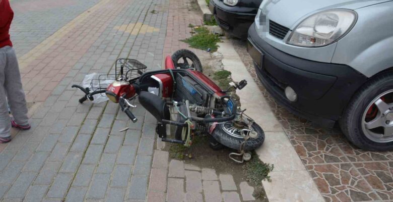 Otomobil ile elektrikli motosiklet çarpıştı: 1 ölü