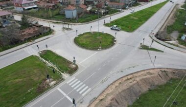 Suluova’da Yenidoğan kavşağına sinyalizasyon sistemi takıldı