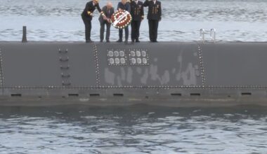 ’TCG Dumlupınar’ denizaltısında şehit olan 81 asker için anma töreni düzenlendi