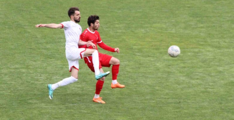 TFF 3. Lig: Karaman FK: 1 – Kırıkkale Büyük Anadoluspor: 1