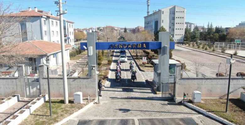 Vergi kaçakçısı 4 akaryakıt istasyonu kapatıldı
