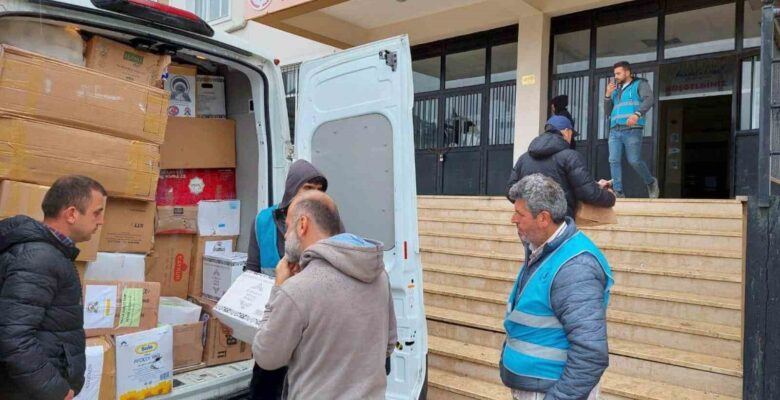 Zonguldak’tan Hatay’a 410 adet ramazan kolisi desteği