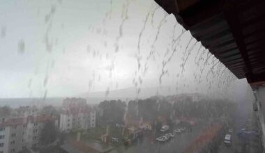 Bitlis’te şiddetli yağmur yağışı