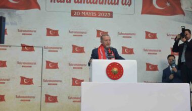 Cumhurbaşkanı Erdoğan: “Kin ve nefretlerini depremzede kardeşlerimize yönelterek alçaklığın evrensel tarihinde yeni bir sayfa açtılar”