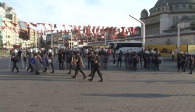 Taksim’de Gezi Parkı eylemlerinin yıldönümünde izinsiz yürüyüşe polis müdahalesi