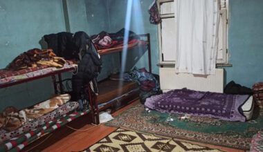 İstanbul’da “şok evlerine” yönelik operasyonda 40 düzensiz göçmen yakalandı