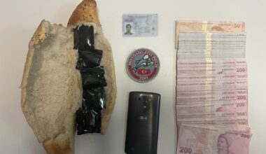 İstanbul’da ekmek arası uyuşturucu ticareti kamerada