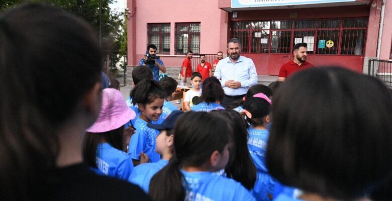 Pursaklar Belediye Başkanı Çetin: “Çocukların yeteneklerini keşfetmekle mükellefiz”
