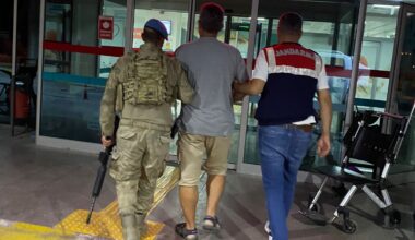 FETÖ’nün TSK yapılanmasına İzmir merkezli operasyon: 9 gözaltı
