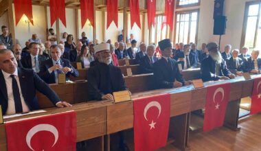 Büyükçekmece Belediye Meclisi 100’üncü yıla özel, ‘1’inci Meclis Binası’nda toplandı