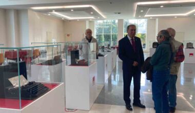 Hacı Bayramı Veli Üniversitesinde “Daktilo Sergisi” açıldı