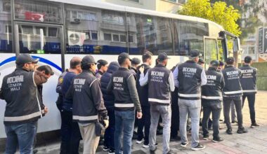 İzmir’deki FETÖ’ye kıskaç operasyonunda 28 tutuklama