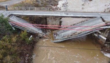 Balıkesir’de yağış nedeniyle çöken köprü havadan görüntülendi