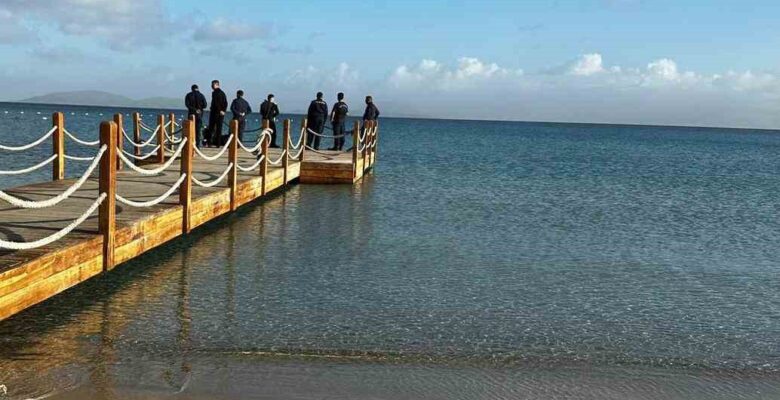 İzmir’de denizde kaybolan şahsı arama çalışmaları sürüyor