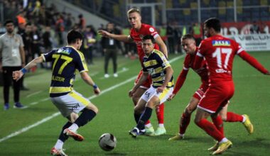 Trendyol Süper Lig: MKE Ankaragücü: 0 – Antalyaspor: 2 (İlk yarı)