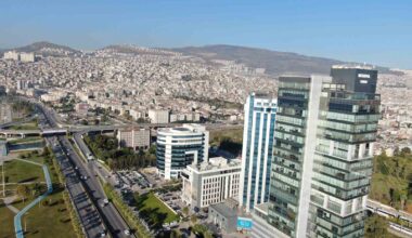 “Çok ciddi problemle karşı karşıyayız” diyerek uzmanlar İzmir’i uyardı